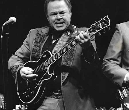 Guitar Legend Roy Clark Passed Away